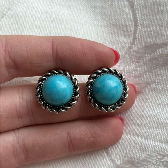 Fashion Jewelry Jewelry - Silver Turquoise Stone Earrings